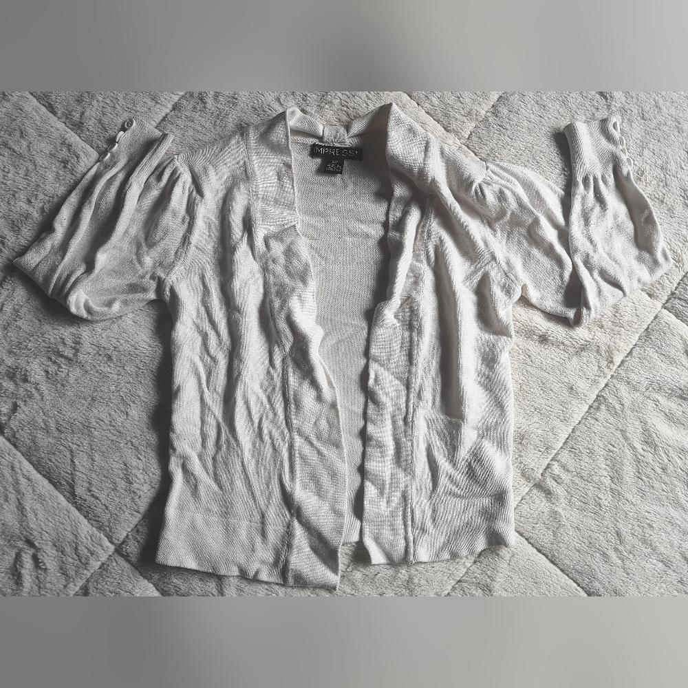 Impress cardigan. Size S.
